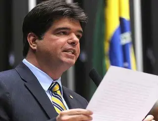 Ruy Carneiro critica suspensão da desoneração da folha